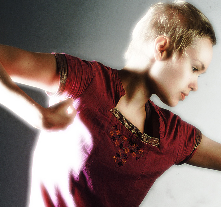 Ulla Janatuinen - Ensaio com luz | 2003 - fotografia de arte | art photography