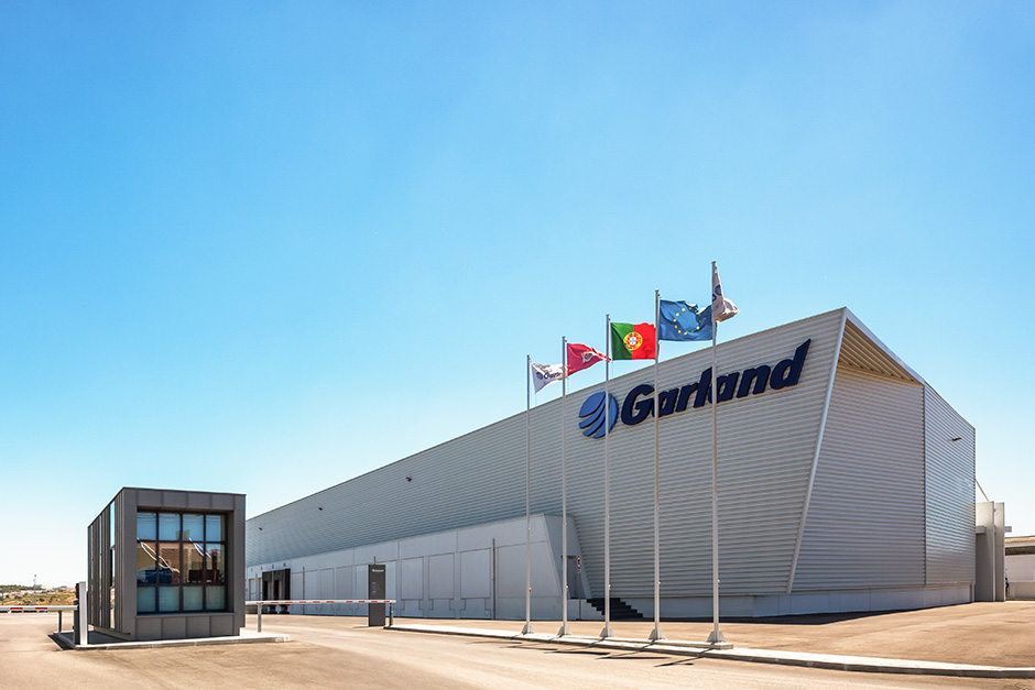 Garland - S. Domingos de Rana (Atelier Nunes e Pã) | 2016 - S. Domingos de Rana, Pt - fotografia industrial | industrial photography