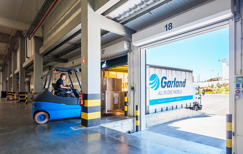 Garland - S. Domingos de Rana (Atelier Nunes e Pã) | 2016 - S. Domingos de Rana, Pt - fotografia industrial | industrial photography