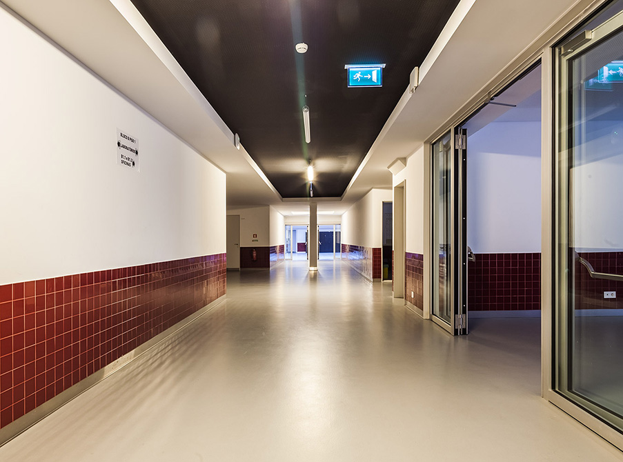 Lucios - 70 anos - Escola de Vila Verde | 2014 - Vilar do Pinheiro, Pt - fotografia industrial | industrial photography