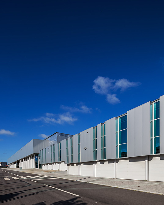 Lucios - 70 anos - Edifício Industrial | 2014 - Vilar do Pinheiro, Pt - fotografia industrial | industrial photography