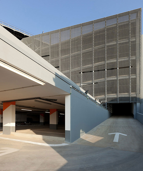 Parque de estacionamento D. Luiz I (Atelier Nunes e Pã) | 2011 - V. N. Gaia, Pt - fotografia industrial | industrial photography